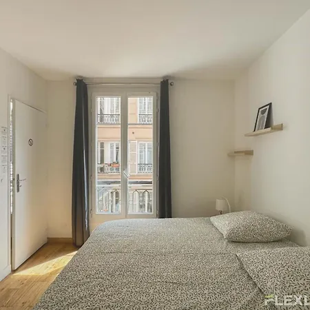 Charming 2-room - 12 *