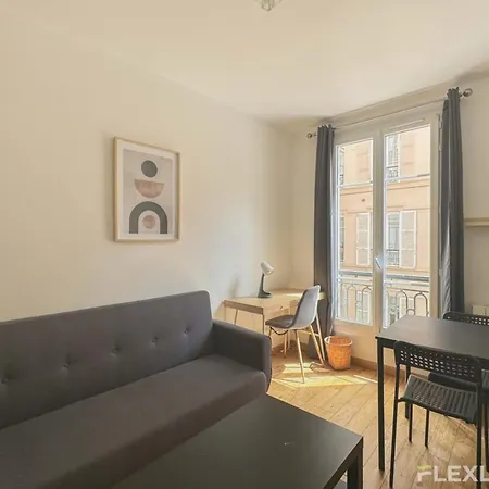 Charming 2-room - 12 * Paříž