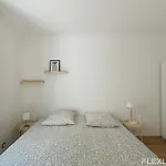 Charming 2-room - 12 Apartment *